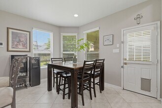 Building Photo - 14535 Mountain Cliff Ln