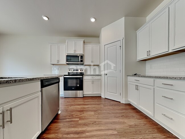 Building Photo - 1427 92nd Way SE