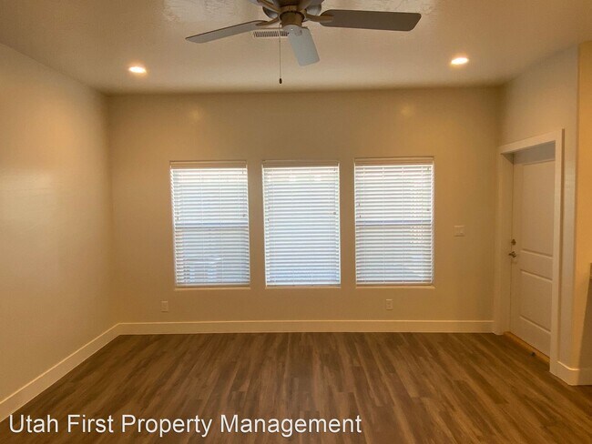 Foto del edificio - 3 br, 2.5 bath House - 3879 Platinum Dr