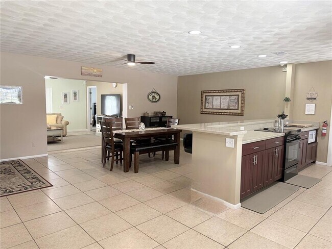 Foto del edificio - 4013 52nd St Ct W