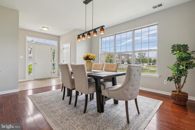 Foto del edificio - 946 Lansdowne Rd