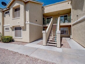 Building Photo - 1401 Linnbaker Ln