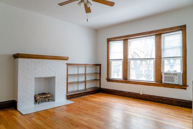 Foto del edificio - 5007 N Glenwood Ave