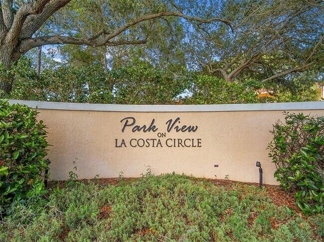 Foto del edificio - 924 La Costa Cir