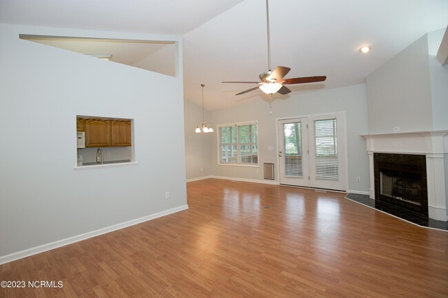 Building Photo - 110 Ravenglass Dr