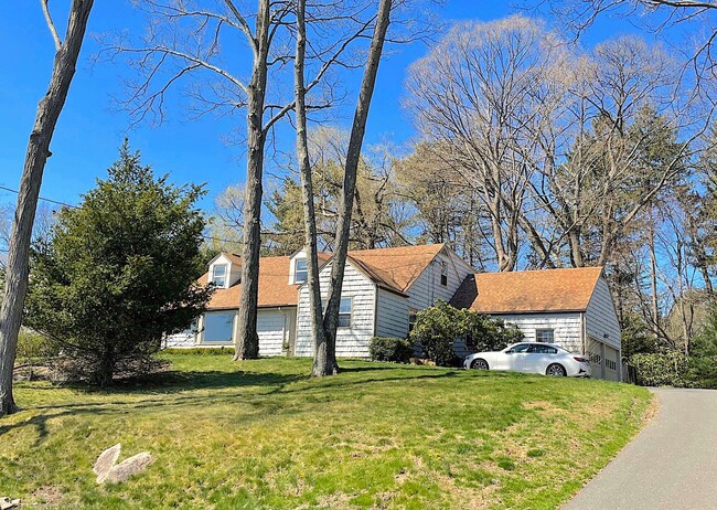 Building Photo - 86 5 Mile River Rd