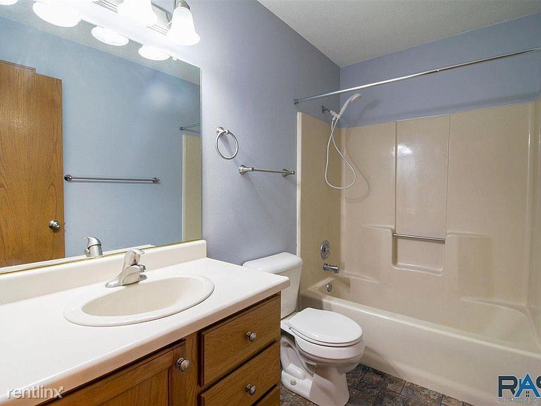 Foto del edificio - 3 br, 2 bath House - 2709 S Maywood Dr