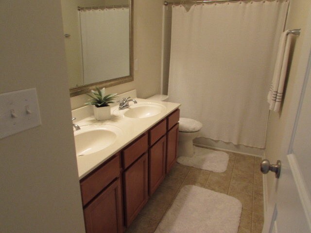 Foto del edificio - 1600 Ruger Dr