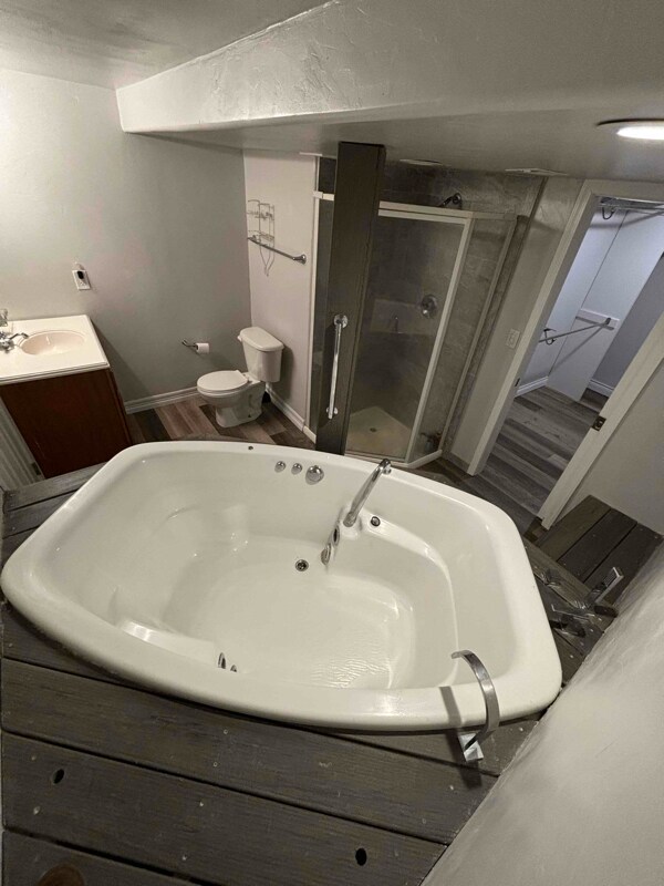 Foto del edificio - 6764 Welch Ct