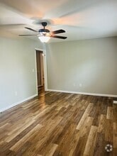 Building Photo - 745 Linden Green Dr