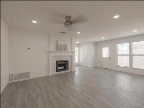 Building Photo - 303 Fantail Loop
