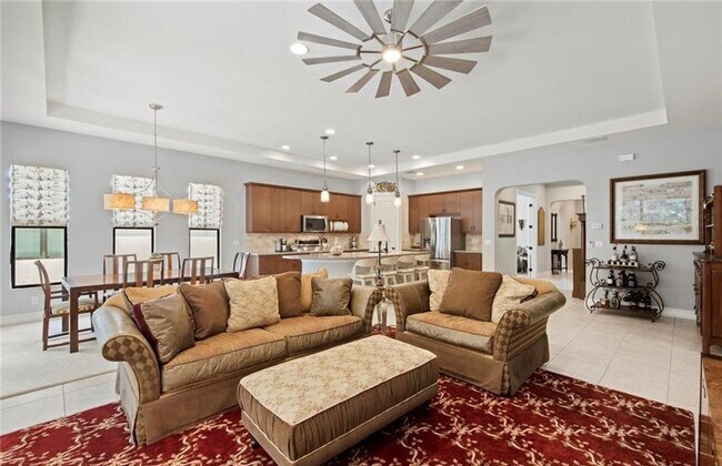 Building Photo - ** BENT CREEK PRESERVE UNFURNISHED POOL HO...