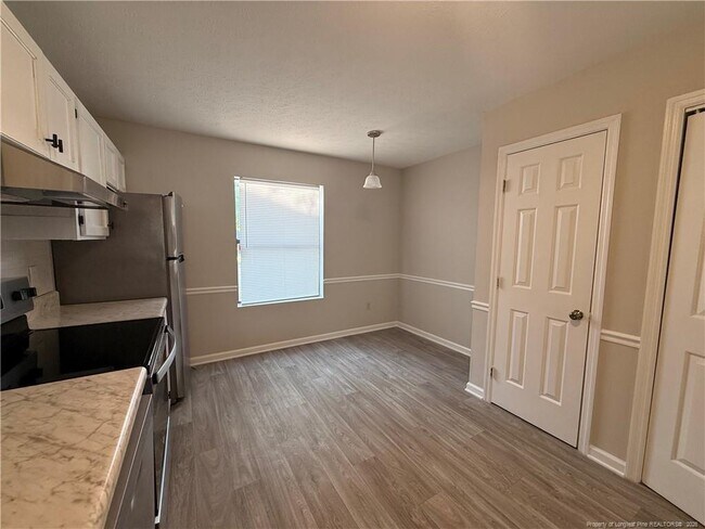 Foto del edificio - 4071 Professional Dr