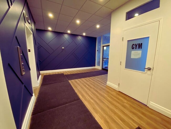 Hall d'entrée - LeMarchant Towers