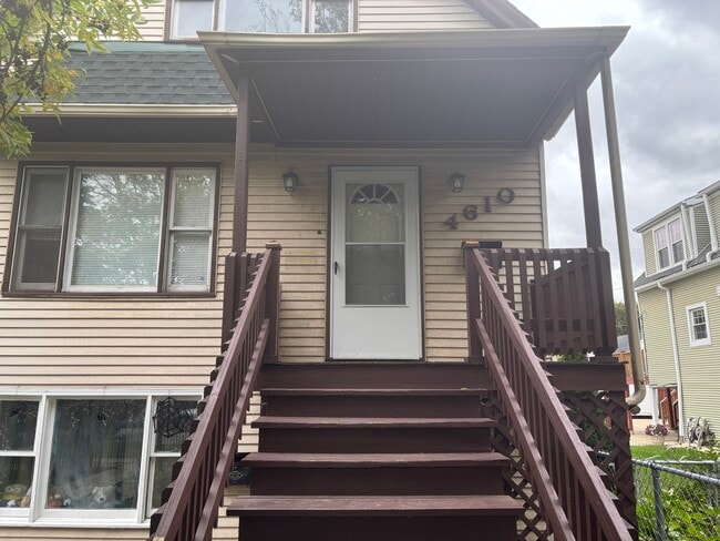 Building Photo - 4610 N Karlov Ave