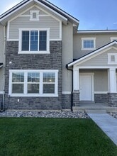 Building Photo - 1040 S 1200 W