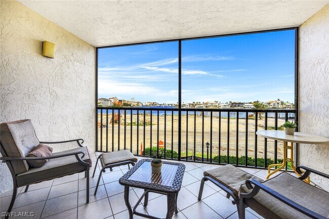Building Photo - 260 Southbay Dr