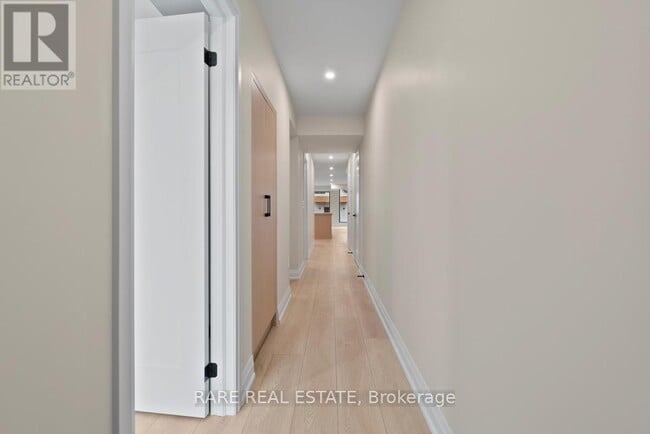 Building Photo - 191 Gledhill Ave