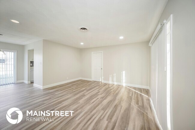 Foto del edificio - 9714 Anita Blvd