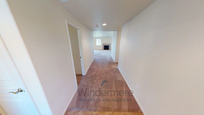 Foto del edificio - 1171 S W Virginia St