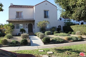 Building Photo - 1239 S Hudson Ave