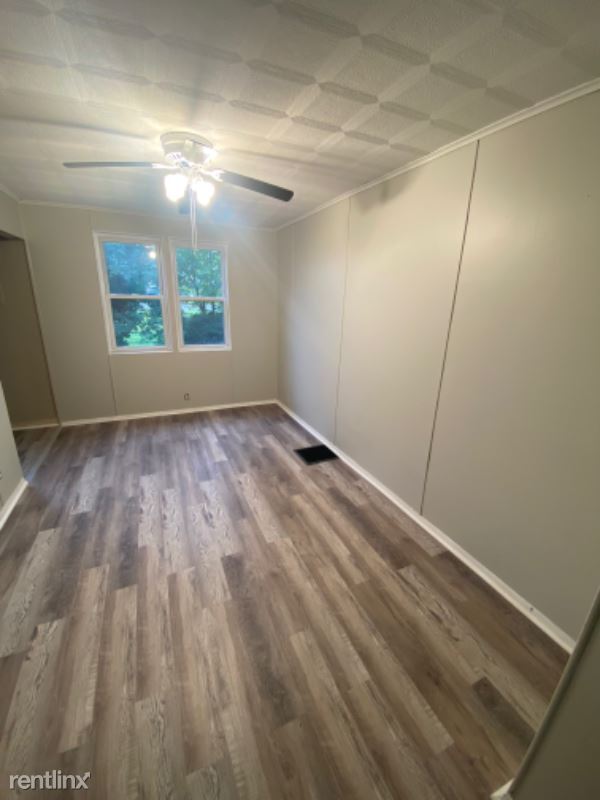 Foto del edificio - 3 br, 1 bath Townhome - 1076 S Merrimac Rd