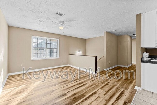 Building Photo - 2835 Butler Manor Dr