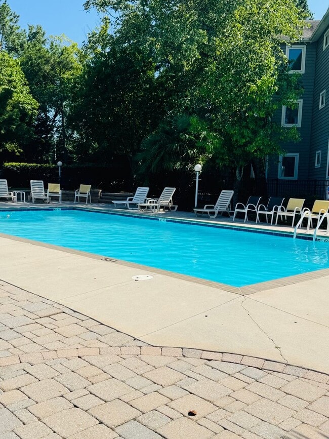 Foto del edificio - Gorgeous 2 Bedroom/2 Bath Condo