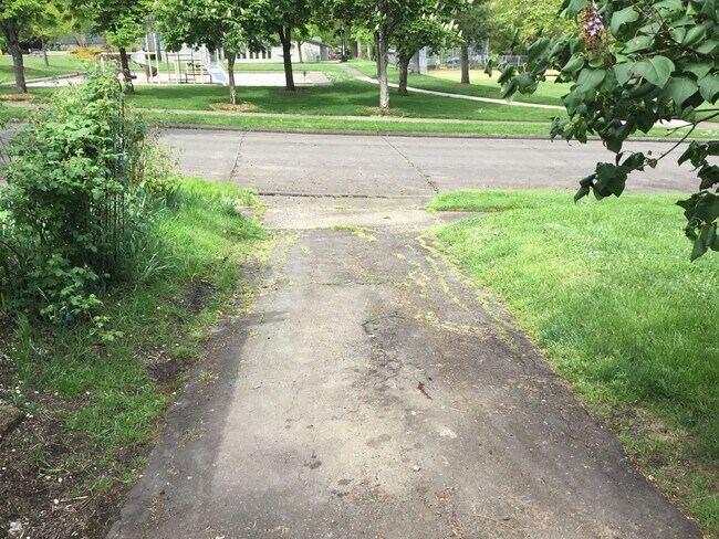 Foto del edificio - 2 Bedroom in Colllege Hill/Friendly Area