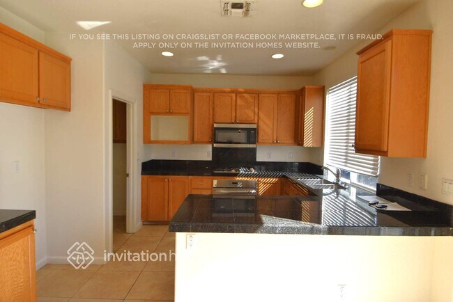 Building Photo - 1266 Tracy Cir