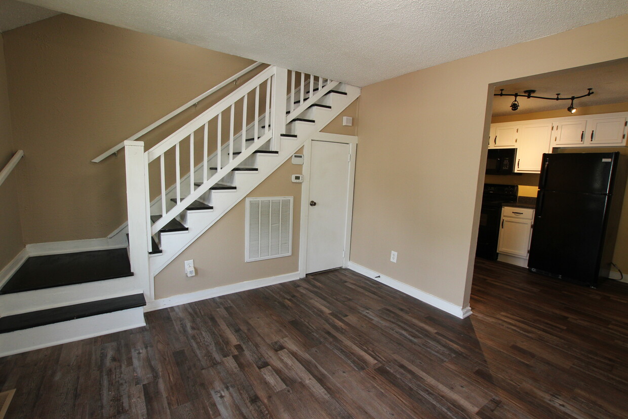 Living room - 1206 Keller Avenue
