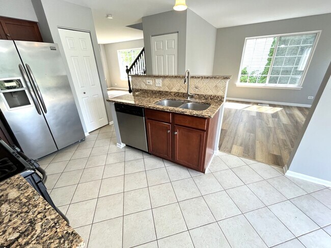 Foto del edificio - 4624 Courtney Dr
