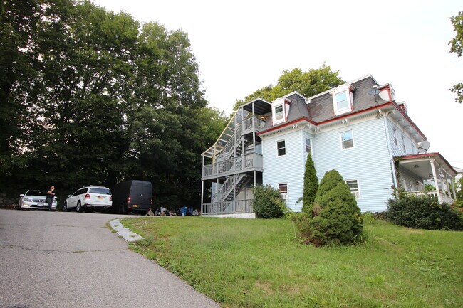 View from the street - 196 Central Ave