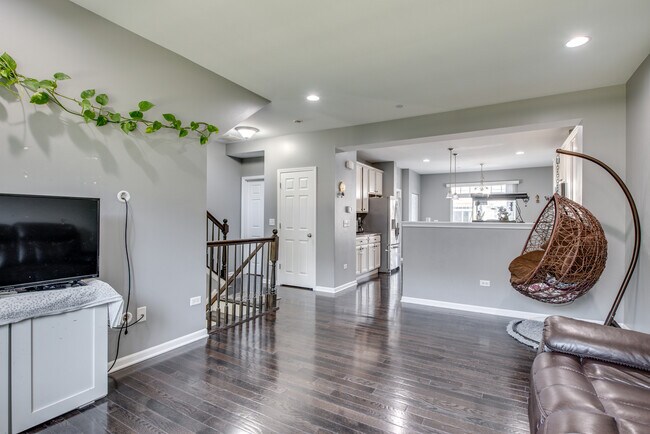 Building Photo - 2875 Henley Ln