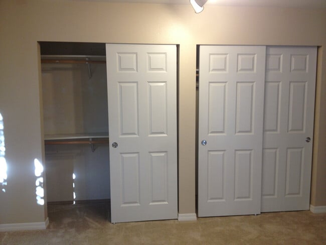 Building Photo - 9210 Market Pl