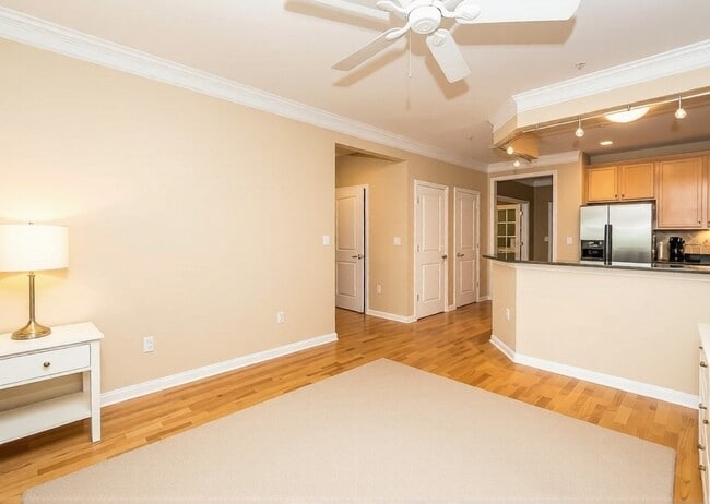 Building Photo - 132 Clocktower Dr