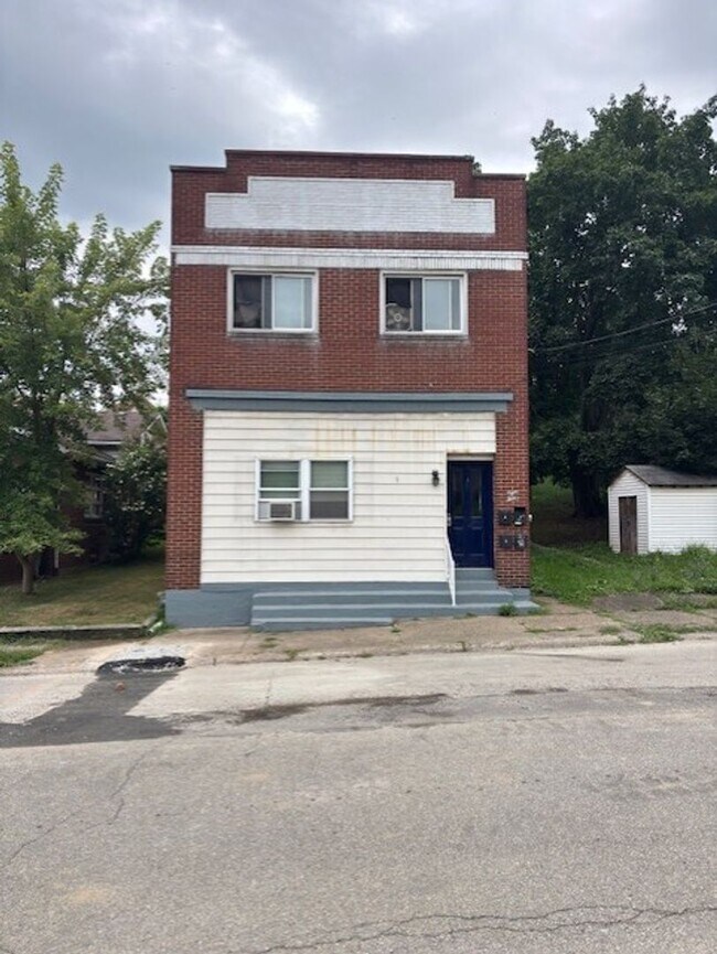 Foto del edificio - 812 Indiana Ave