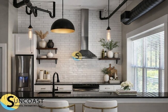 Building Photo - 1661 Riverside Ave