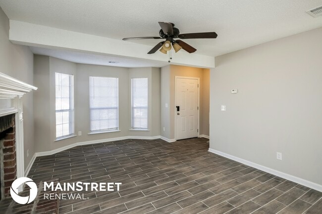 Foto del edificio - 5927 Brookside Dr SE