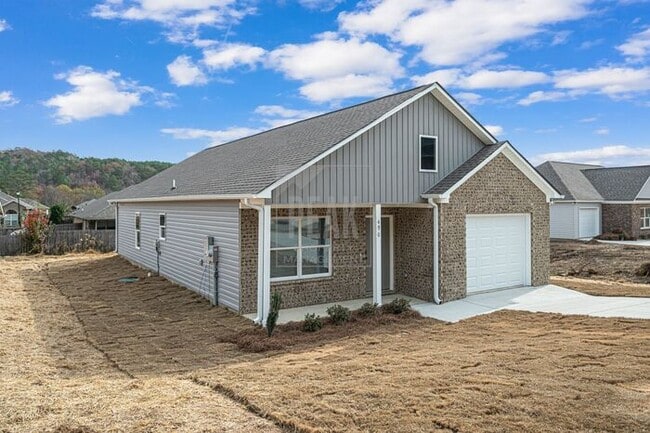 Building Photo - $1665! Beautiful 3Bed 2Bath in newly built Woodland Circle!