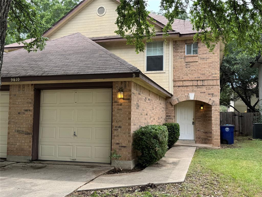 Primary Photo - 9610 Nightjar Dr