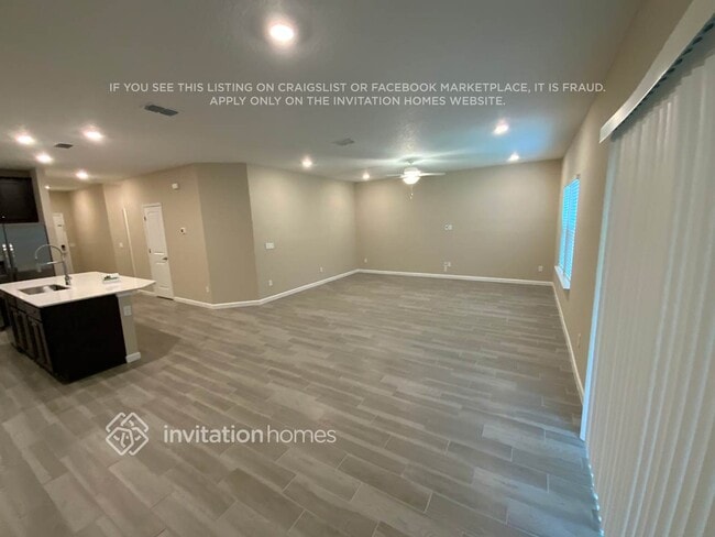 Foto del edificio - 2421 Laylas Wy