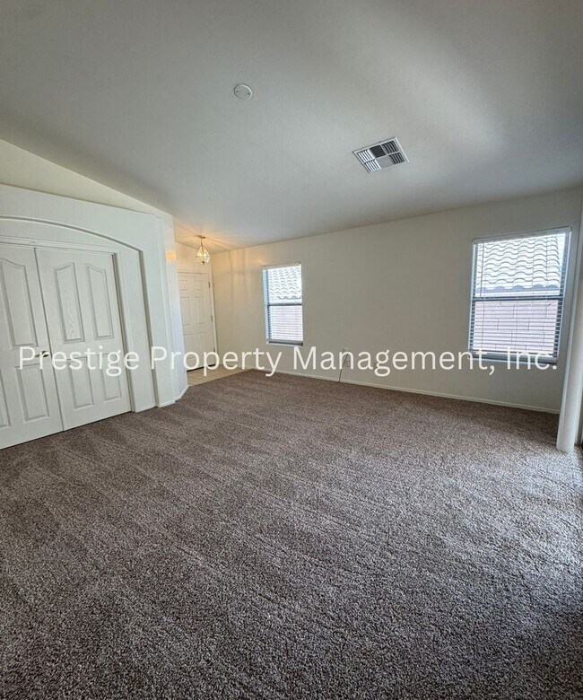 Foto del edificio - This Ravishing Home Has Everything You Need!