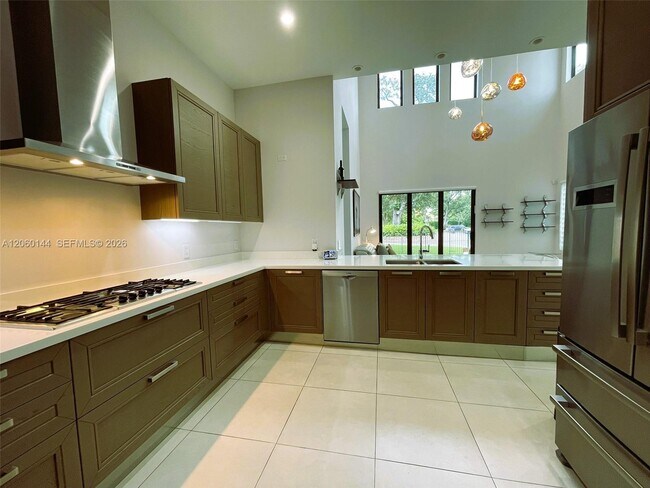 Foto del edificio - 3472 Emerson Ln