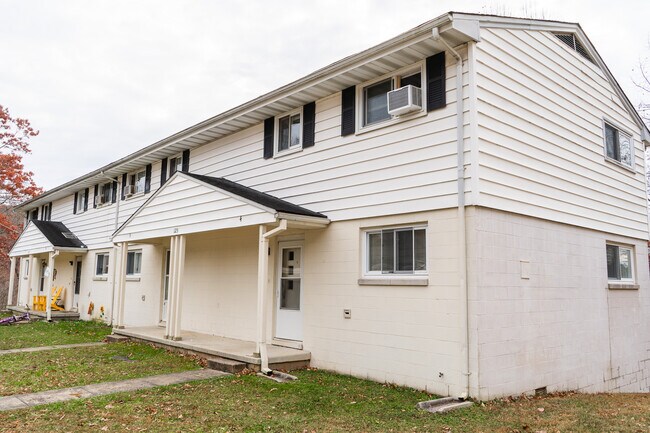 Building Photo - 127 Upper Airbase Ln