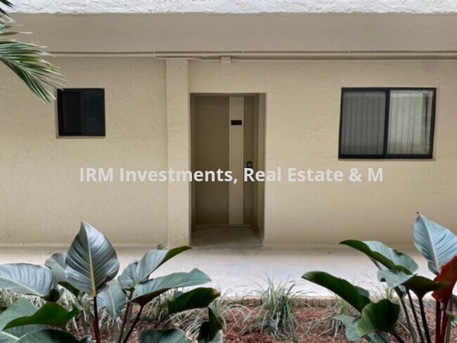 Foto del edificio - NICE 1BR/1.5BA CONDO CENTRALLY LOCATED IN ...