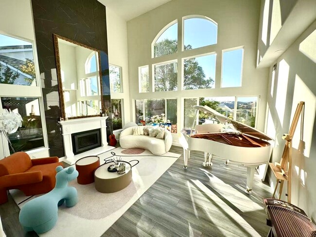 Foto del edificio - 1274 Sunrise Ridge Dr