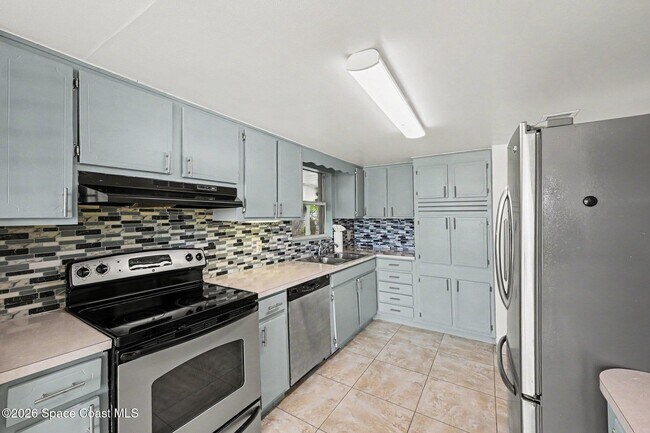 Foto del edificio - 2292 Lakeview Dr