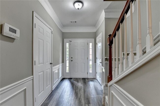 Building Photo - 4021 Edgecomb Dr