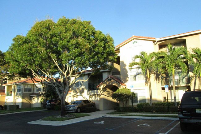 Foto del edificio - 15065 Michelangelo Blvd